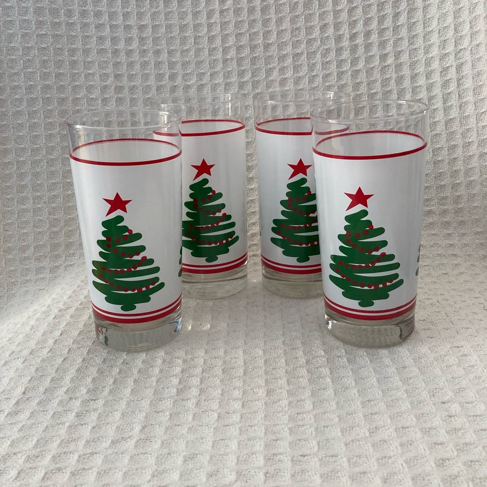 Vintage Libbey Christmas Tree Pattern Glasses Set Of 4